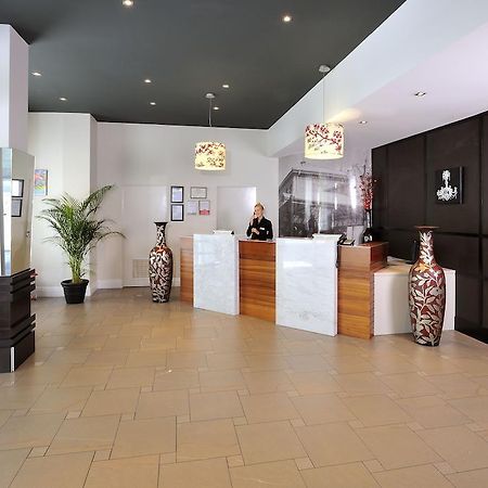 Metro Hotel Ipswich International ภายนอก รูปภาพ